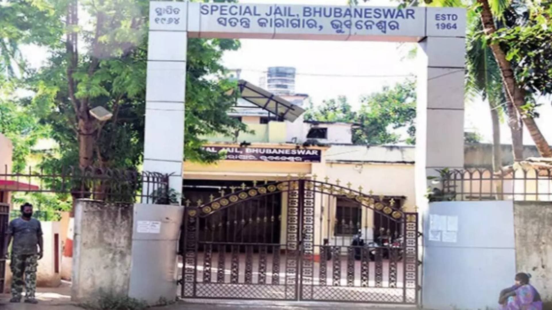 Group Clash In Jharpada Jail; Warder Suspended 