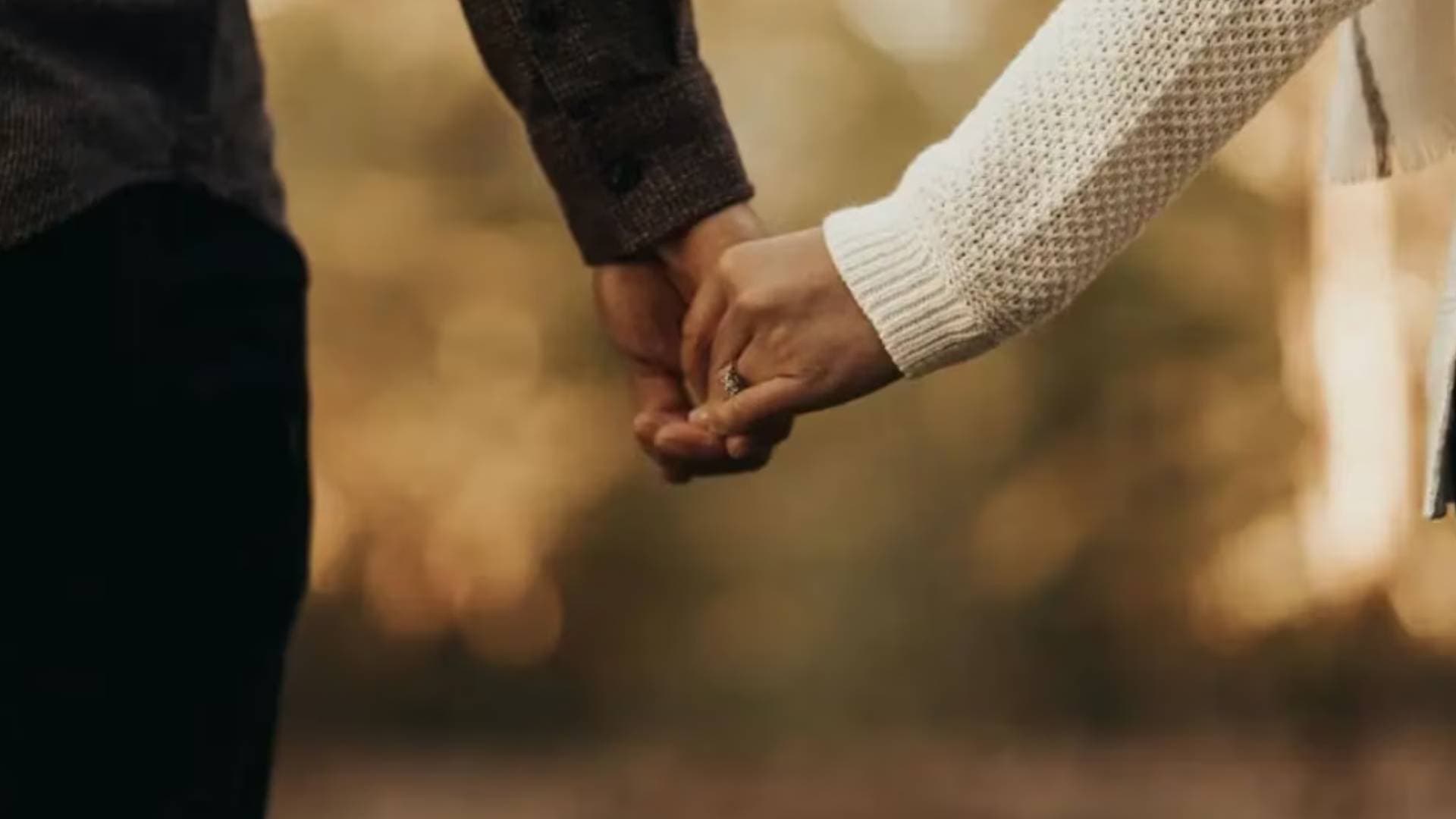 Lovebirds Elope: Girlfriend's Family Members Set Boyfriend's House On Fire
