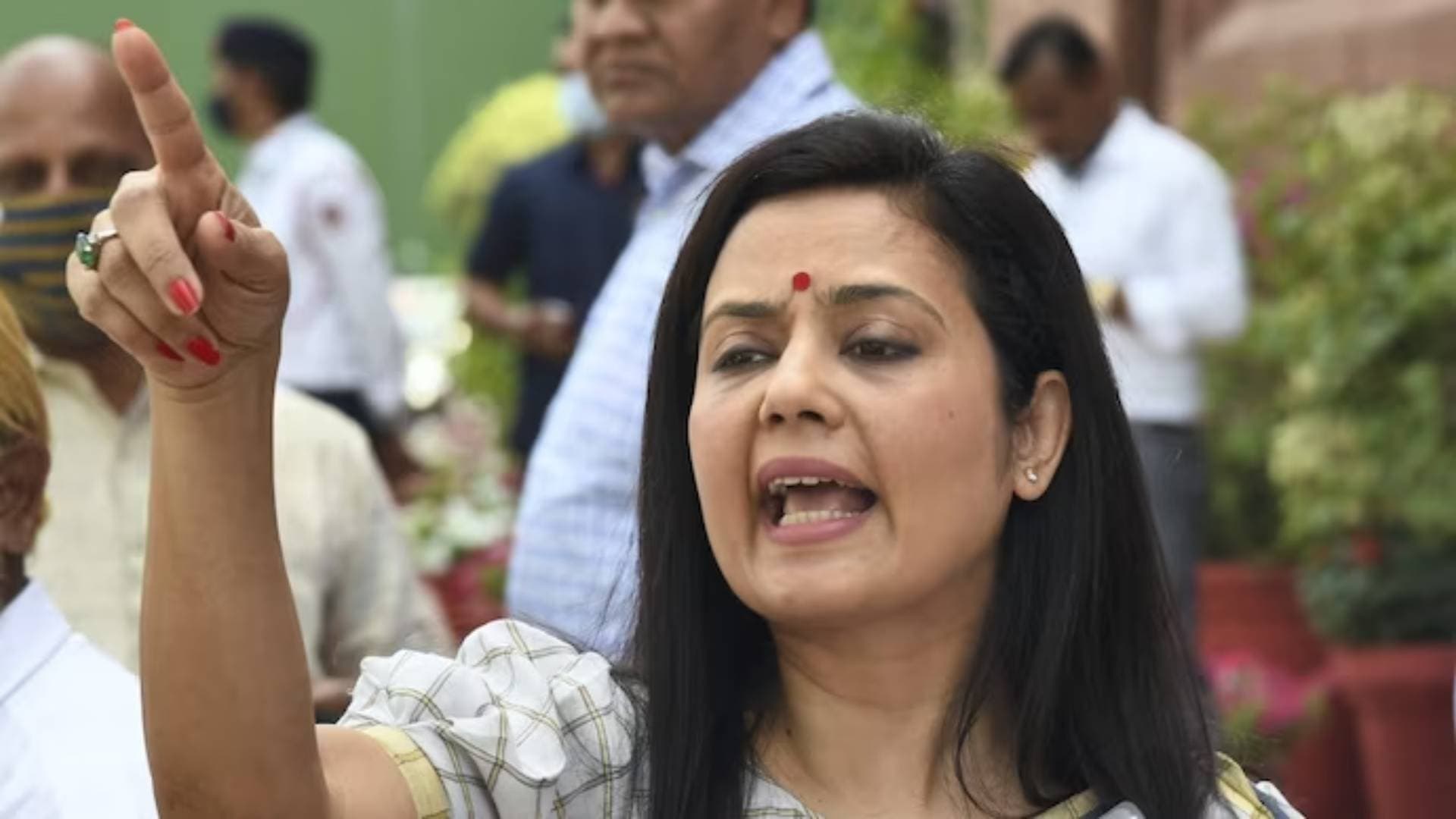 Mahua Moitra To Appear Before Ethics Panel On Nov 2, Seeks Cross-Examination Of Dehadrai,Hiranandani