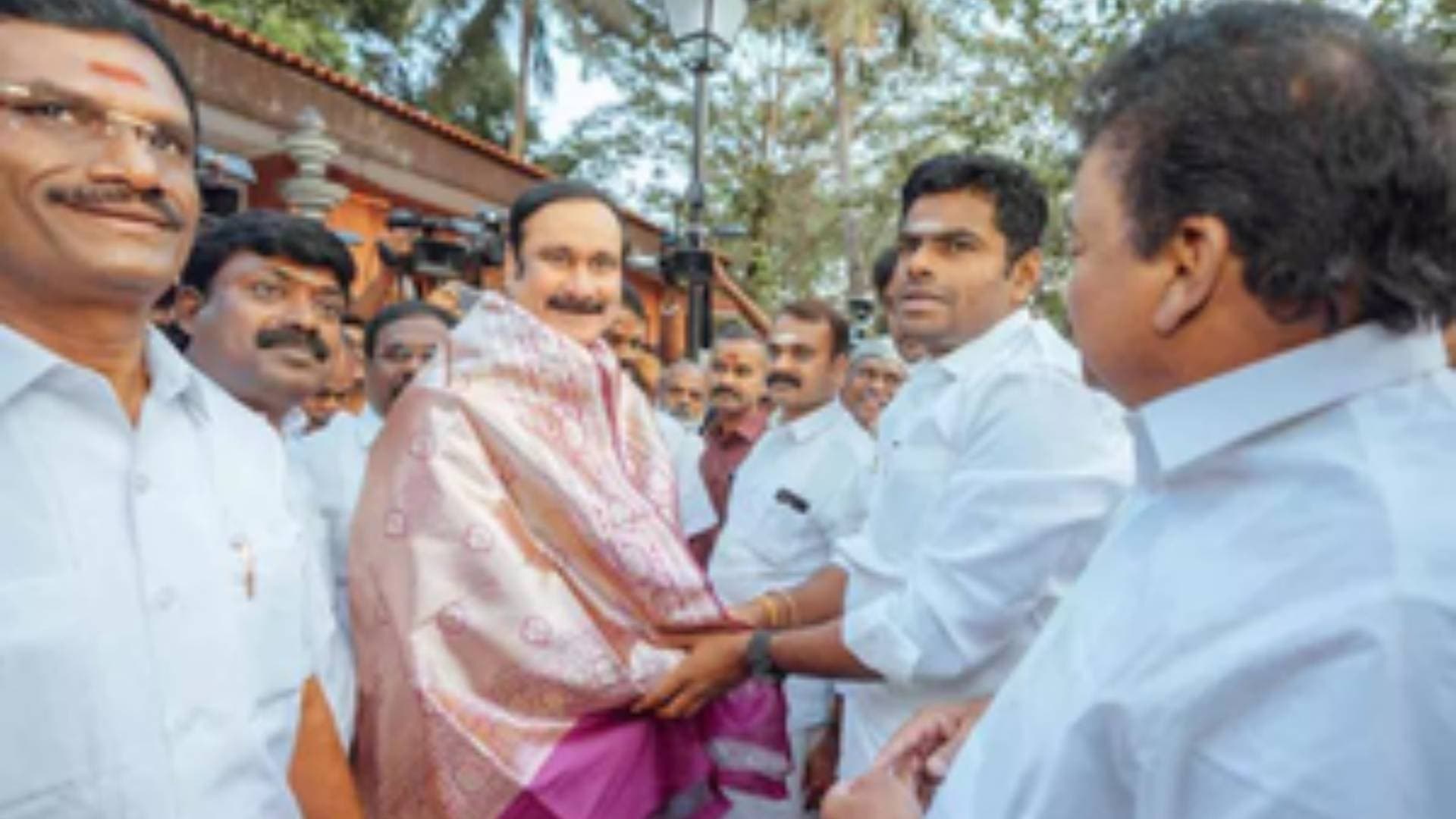 BJP, PMK Tie-Up For LS Polls In TN
