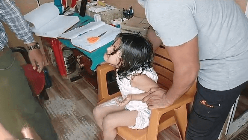 Minor Girl Gets Burn Injuries While Lighting Lamp In Puri Shreemandir 