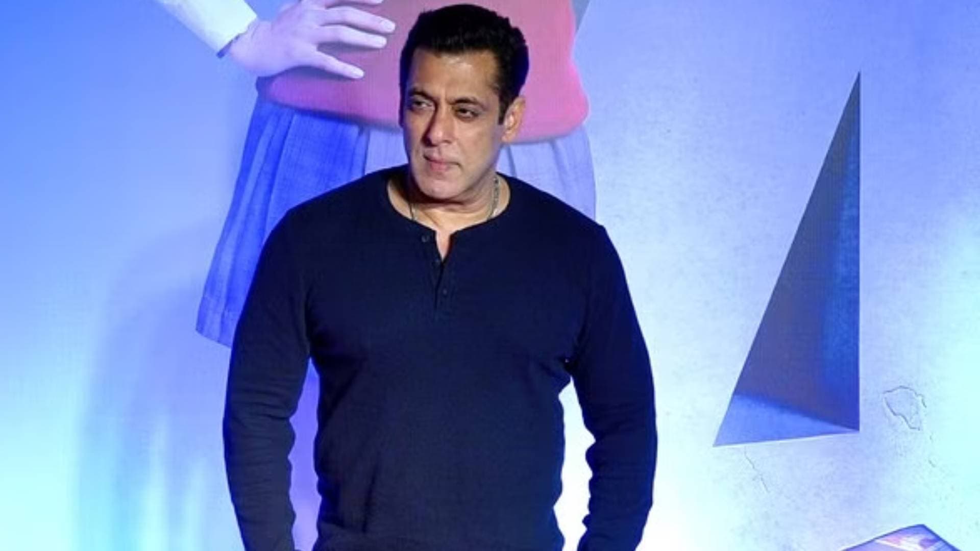 Salman Khan Talks About Alizeh Agnihotri's Debut Film 'Farrey'