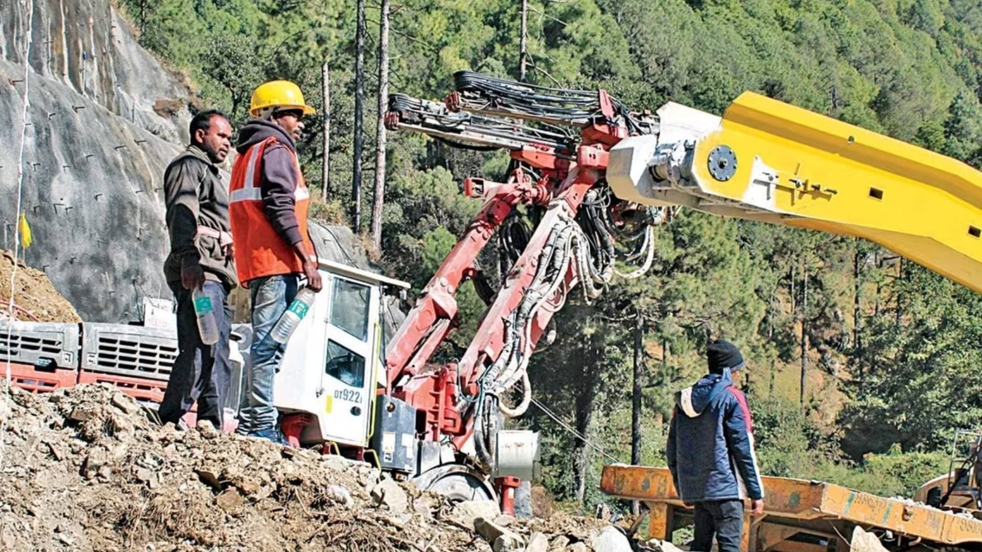 Uttarakhand Tunnel Collapse: PM Modi Speaks To CM Dhami, Takes Stock Of Situation