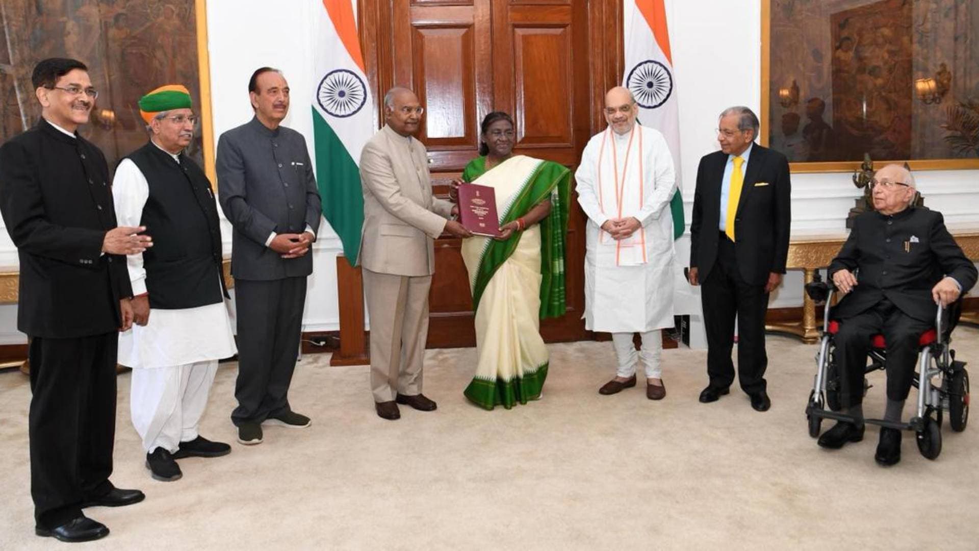 Kovind-Led Panel On 'One Nation One Poll' Recommends Single Electoral Roll, Electoral Photo IDs