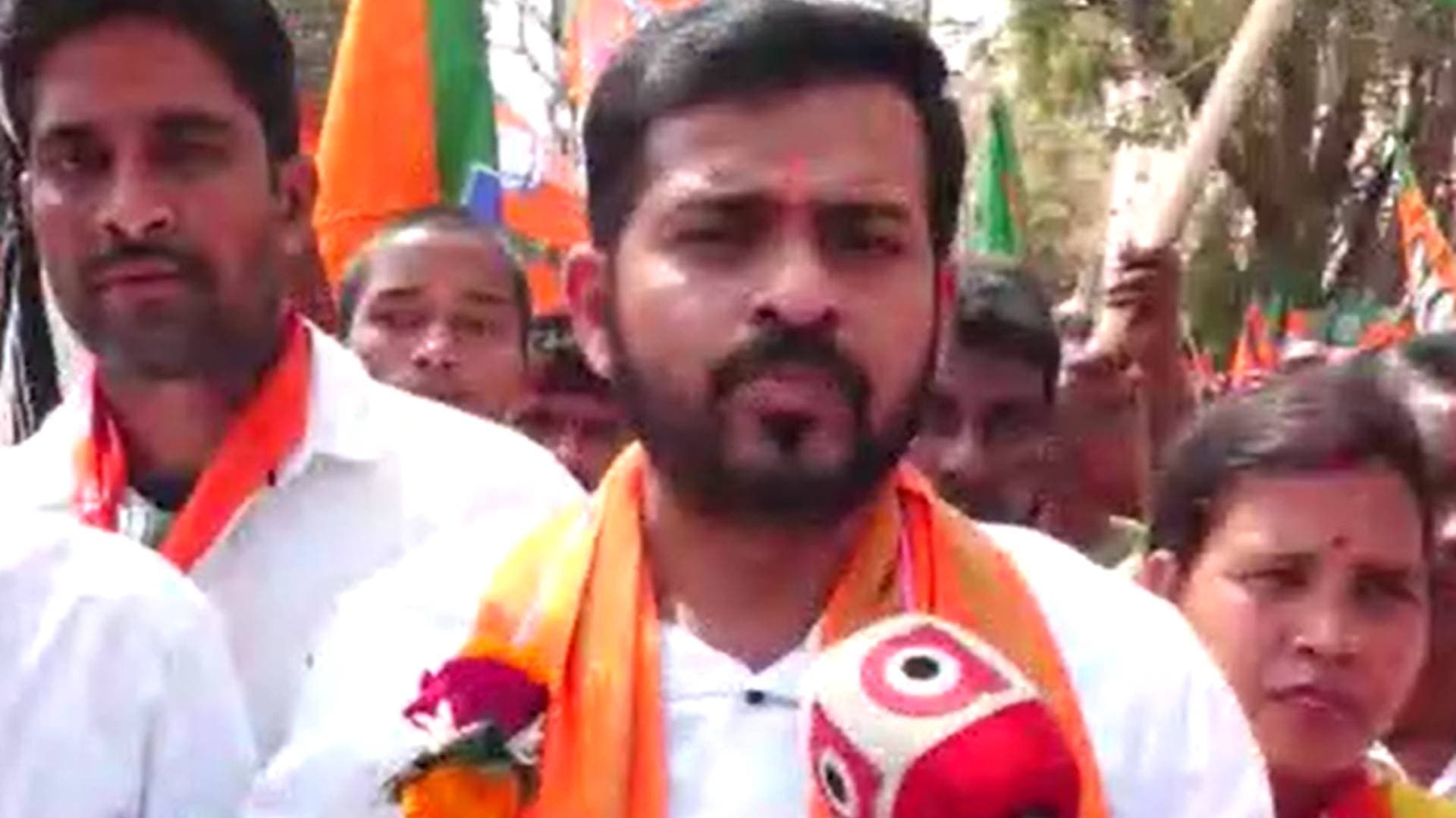 Odisha BJP Gheraos ADM Office In Jajpur 