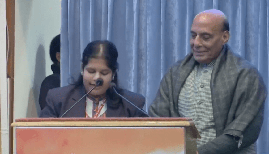 Proud Moment For Odisha Girl As She Delivers Speech On Behalf of Rajnath Singh At "Veer Gatha 3.0"