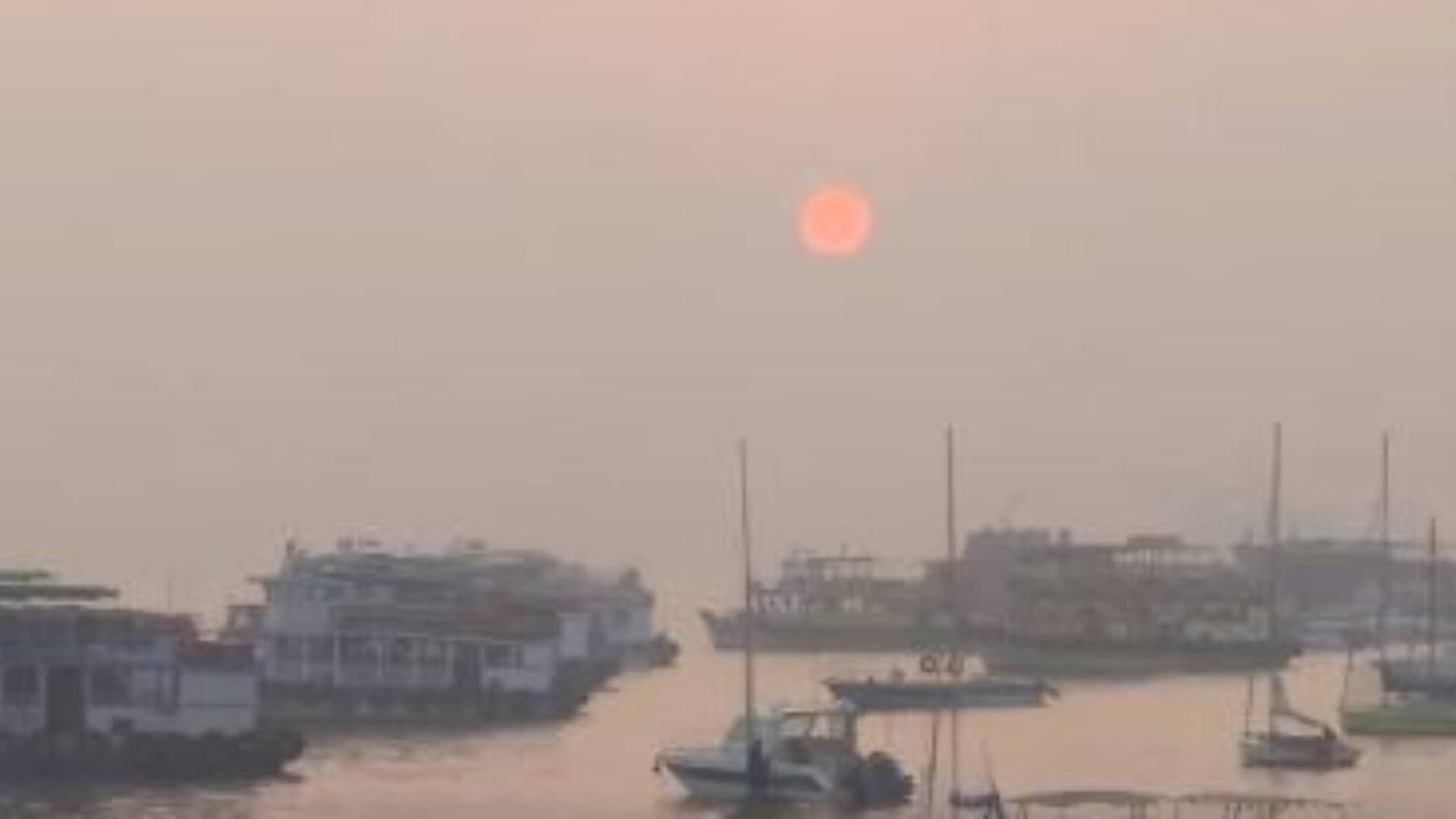 People Across India Enjoy First Sunrise Of New Year 2024