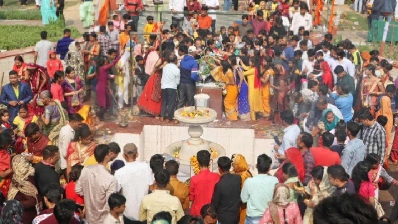 Maha Shivratri celebrations begin amid tight security in UP