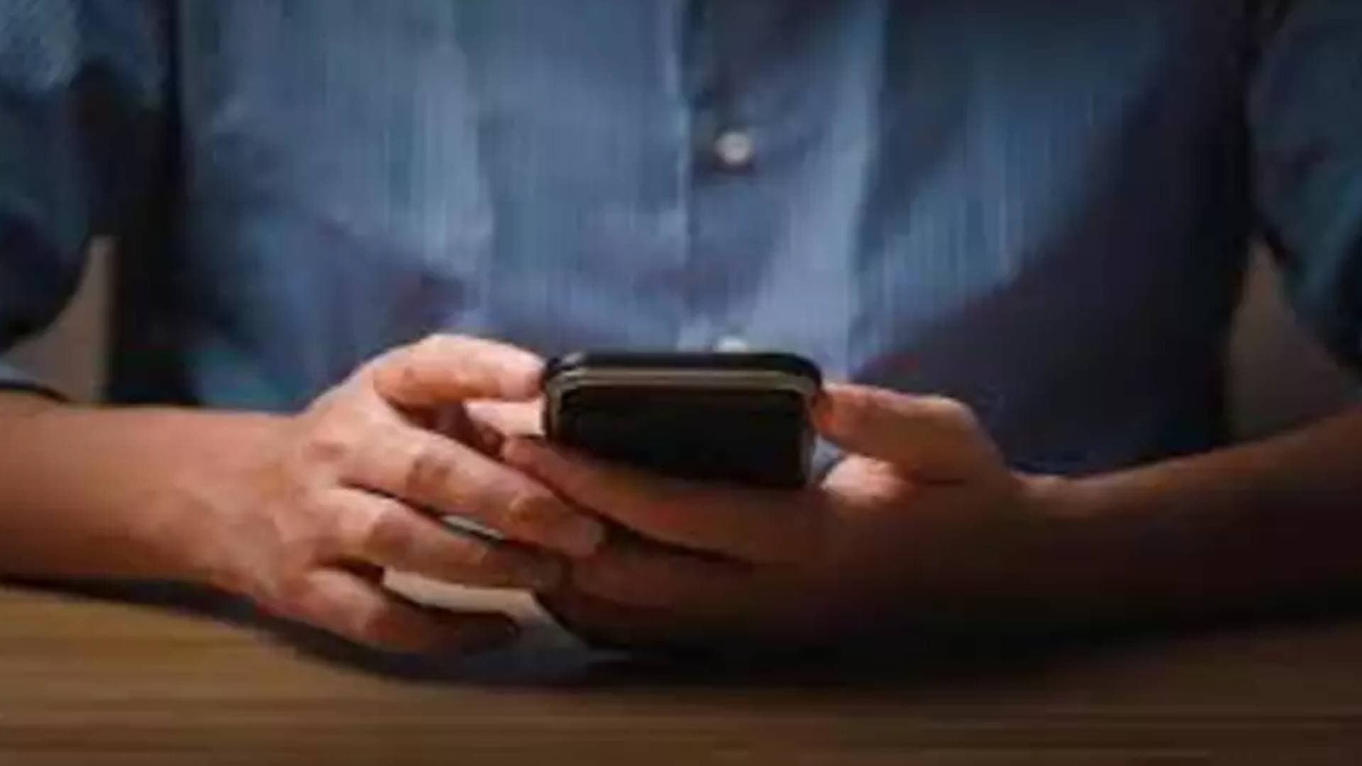 Social Media, Internet Services Face Disruption Across Pakistan