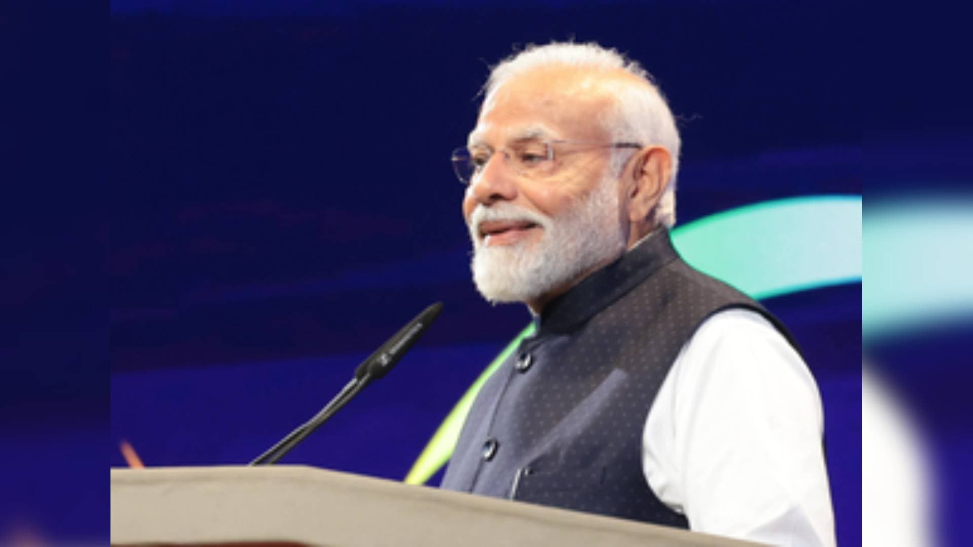 PM Modi To Inaugurate India's Longest Sea Bridge Tomorrow