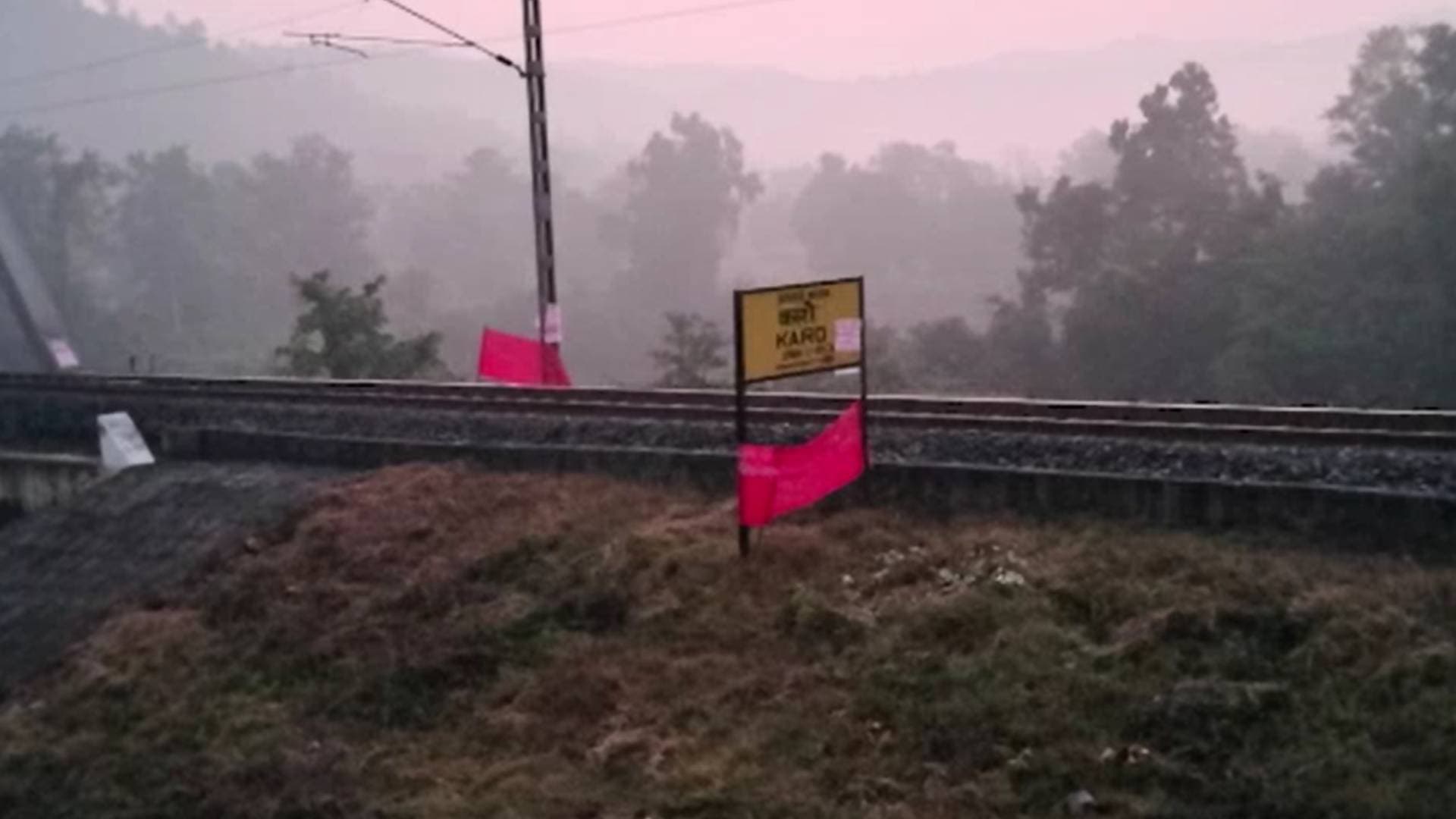 Maoists  Blow Up Tracks Near Rourkela-Jharkhand Border, Railway Operation Hit