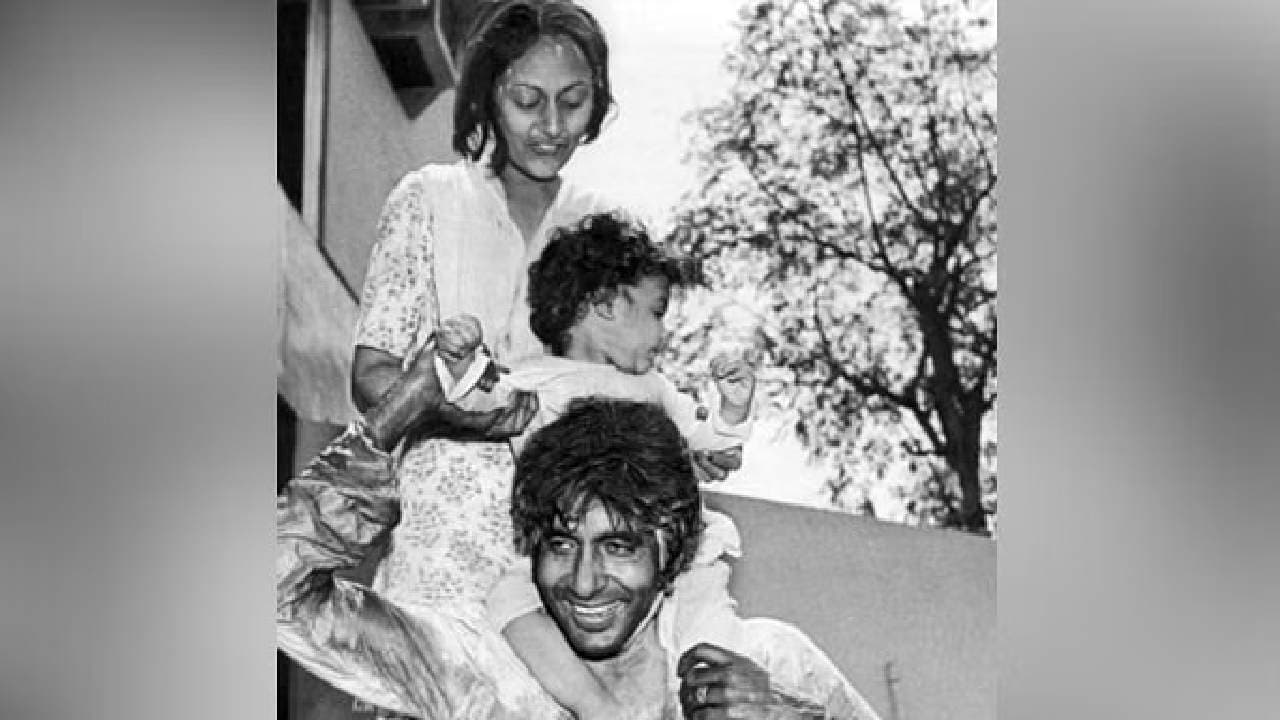 On Holi, Big B drops throwback pictures featuring wife Jaya Bachchan, 'baby' Abhishek Bachchan