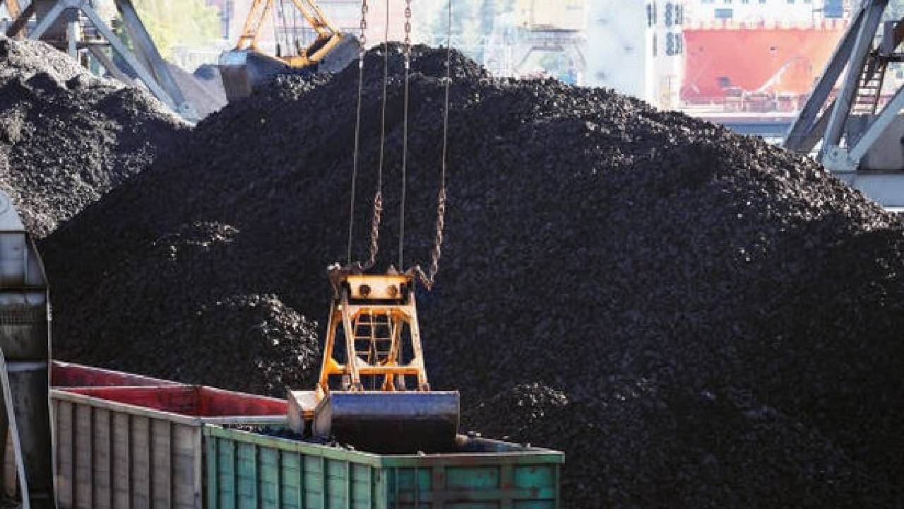 India coal sector shows highest growth among core industries in Feb 2024