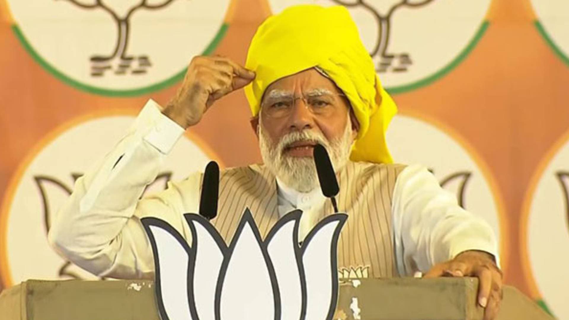 "Jab Bhagwan ne mujhe manufacture kiya...": PM Modi on why he can't think 'small'