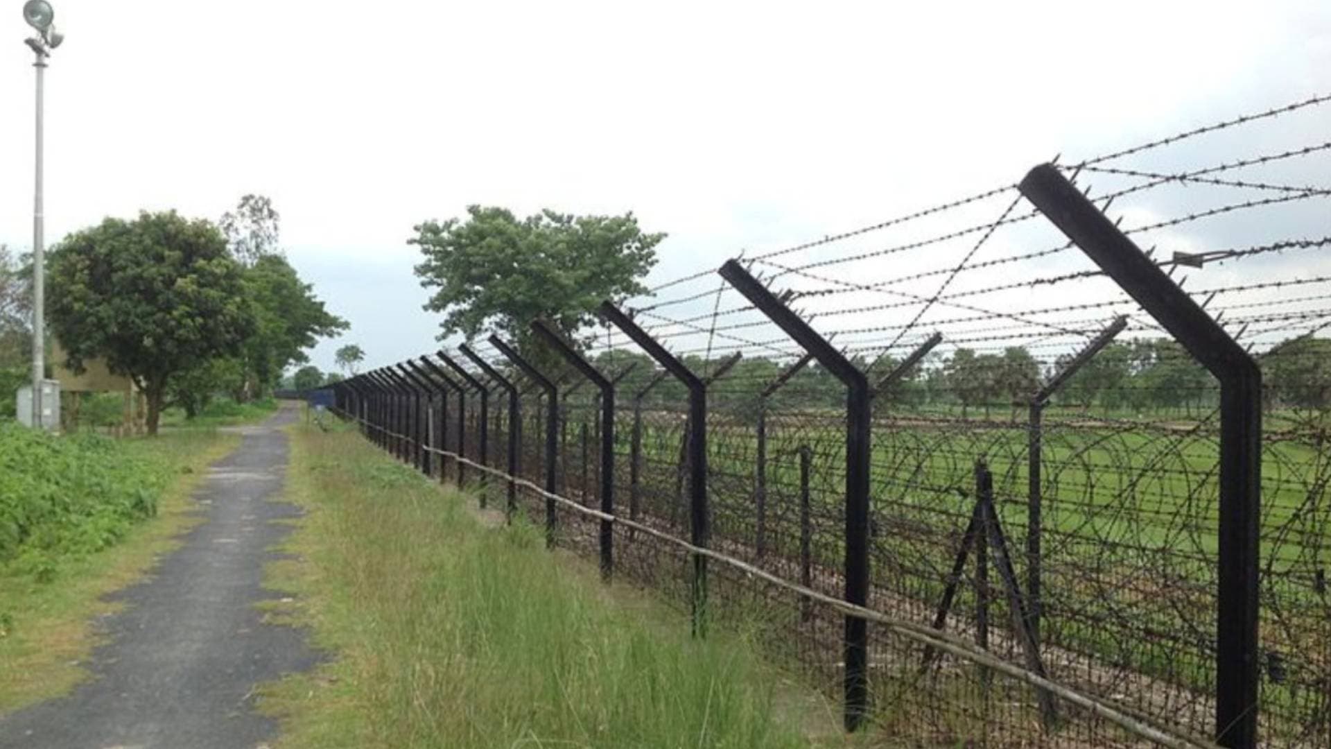 J-K: As Rajouri Encounter Rages On, Infiltration Bid Foiled At Akhnoor Sector Of Jammu