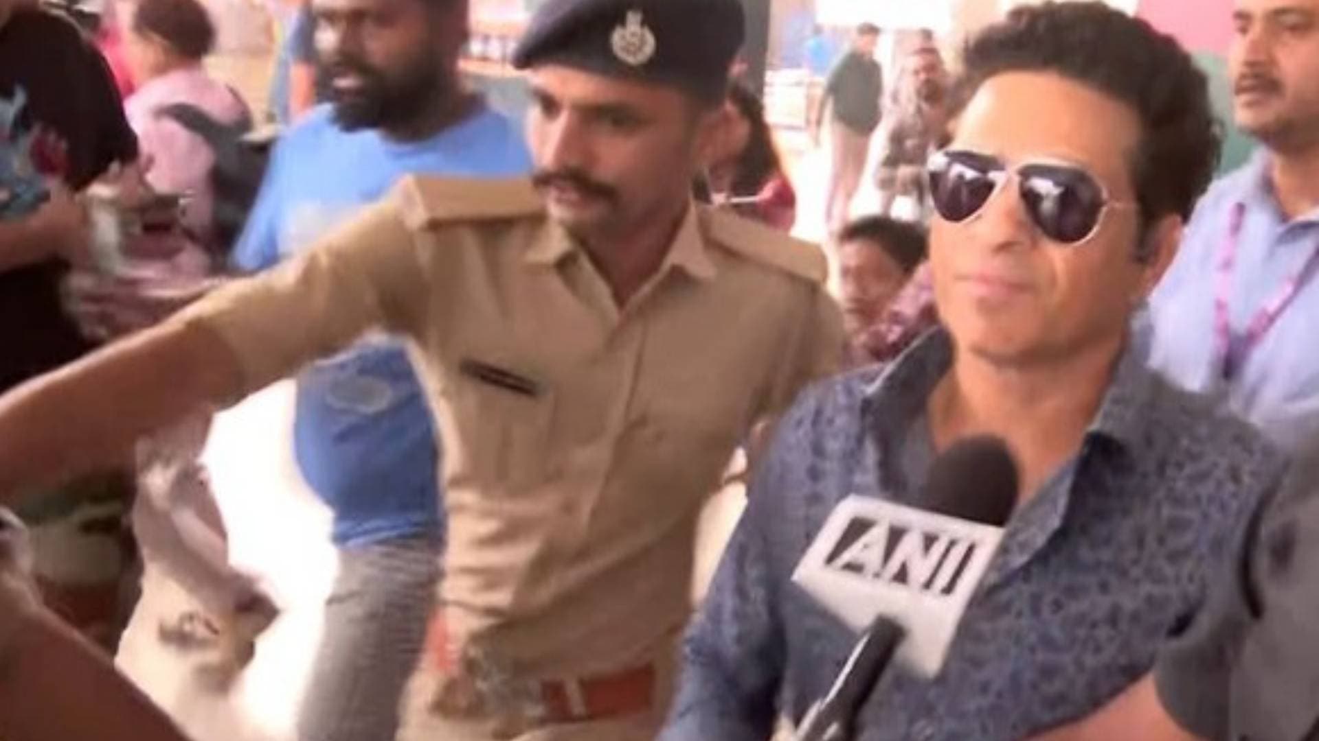 Batting Maestro Sachin Tendulkar Arrives In Ahmedabad For WC Final