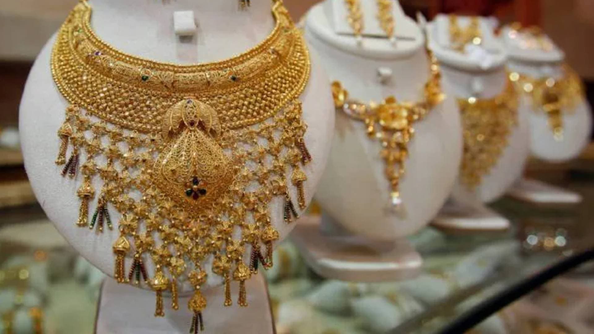 Gold Price Rises By Rs 500, Know Yellow Metal Prices Today 