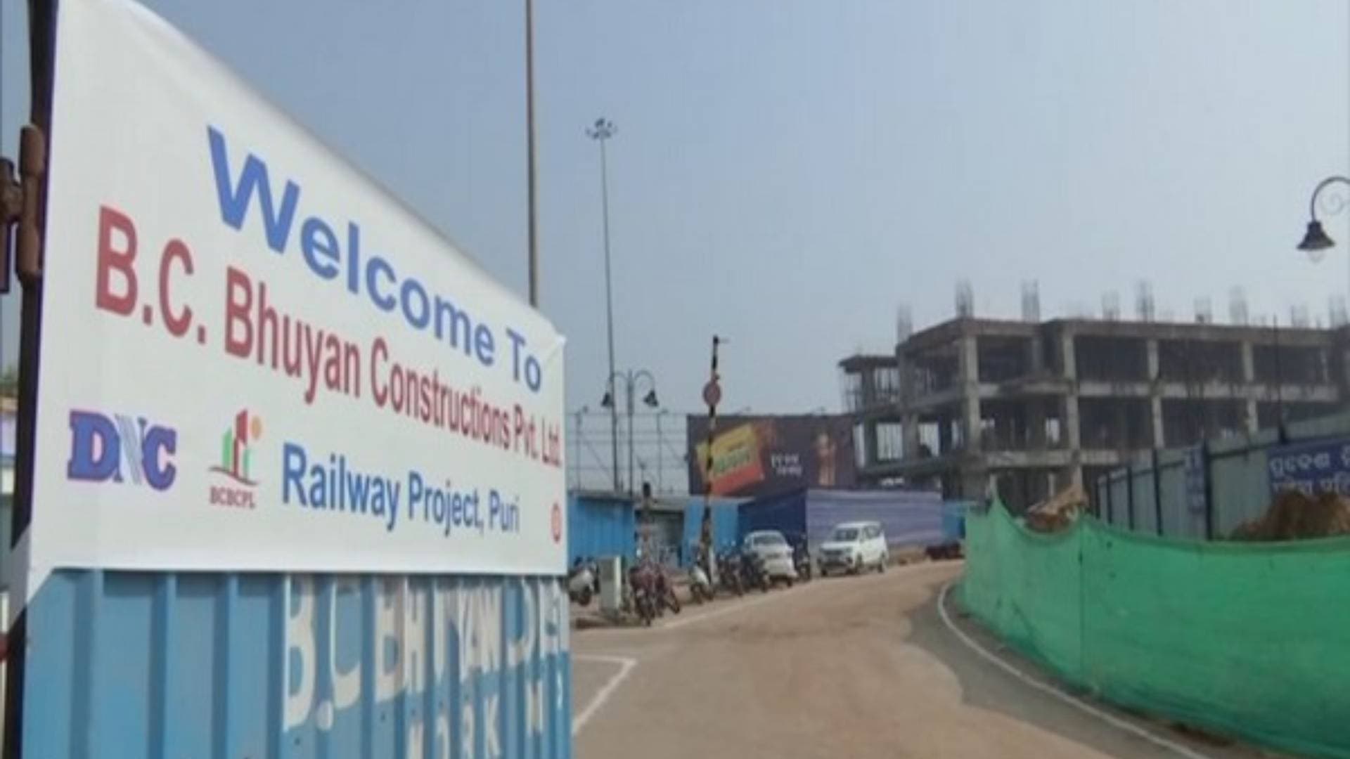 Puri Railway Station Undergoes Rapid Transformation Under Amrit Bharat Scheme