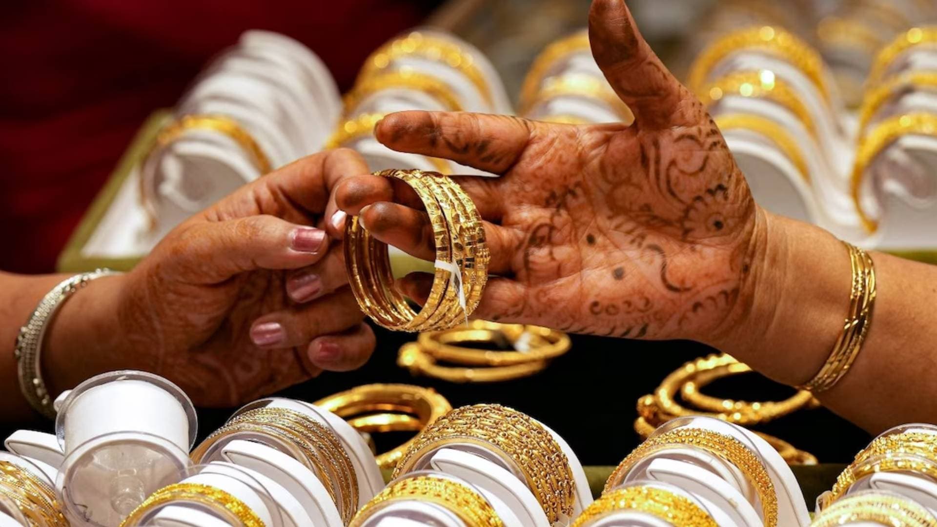 Gold Prices See A Fall