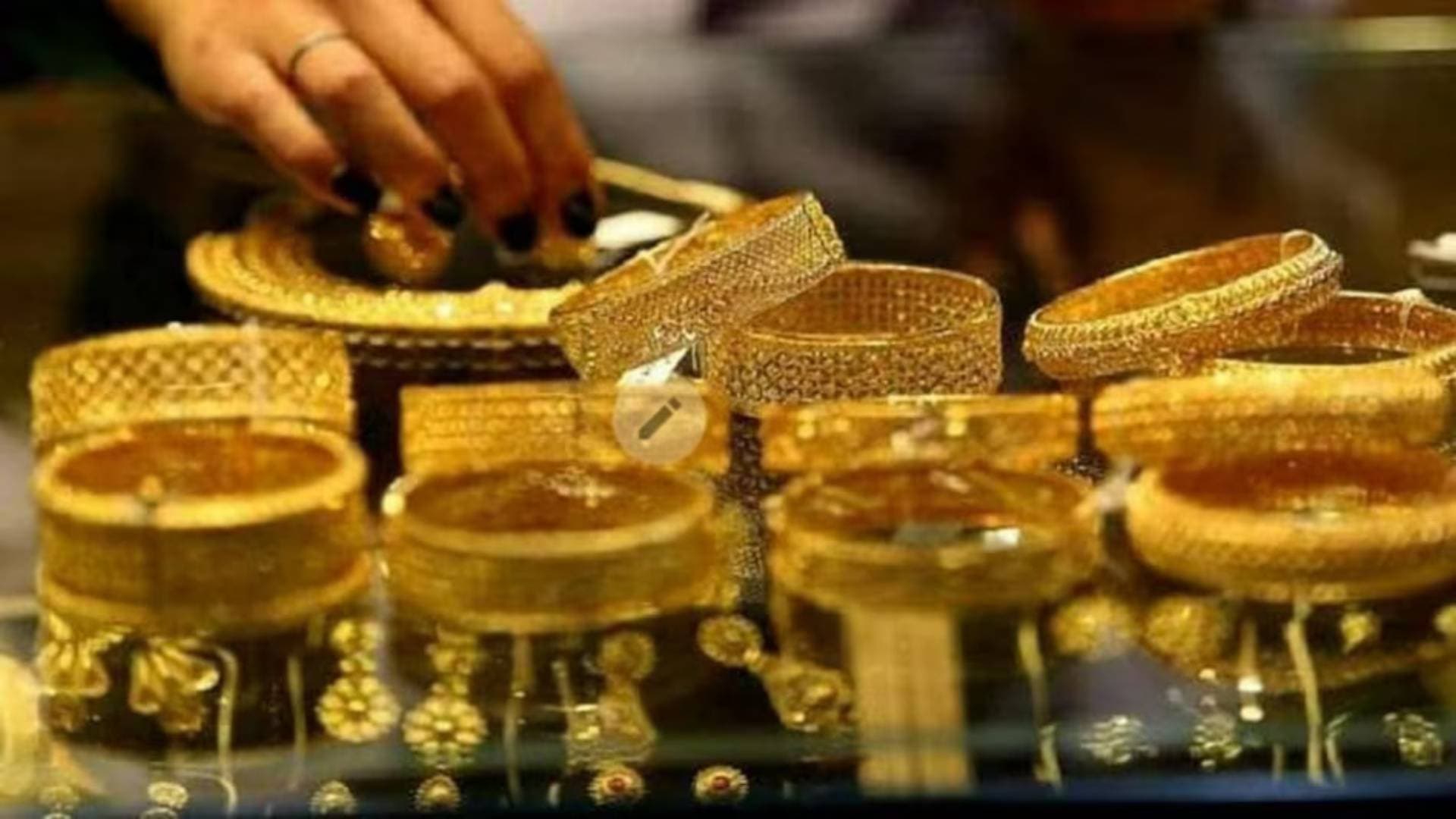 Gold Prices See A Rise Of Rs 400