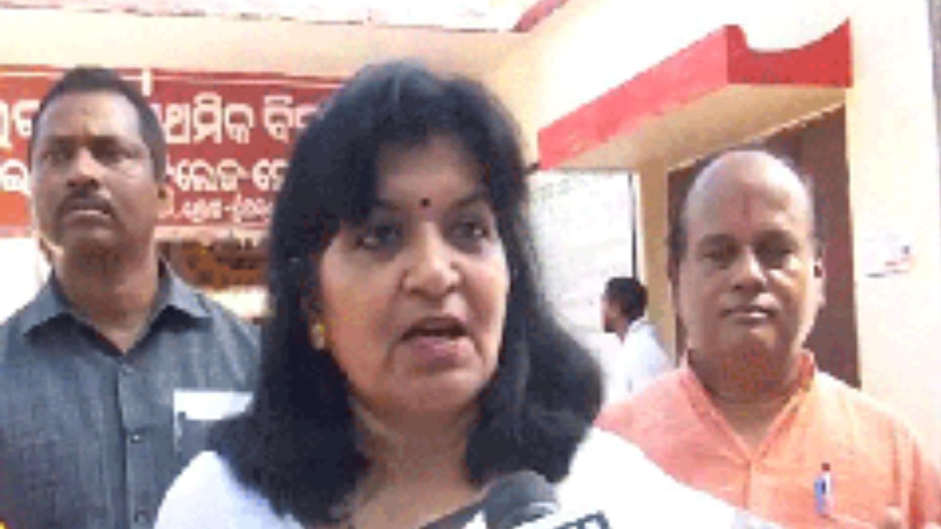 "Hopeful I'll get blessings of people": BJP's Aparajita Sarangi after casting vote in Bhubaneswar