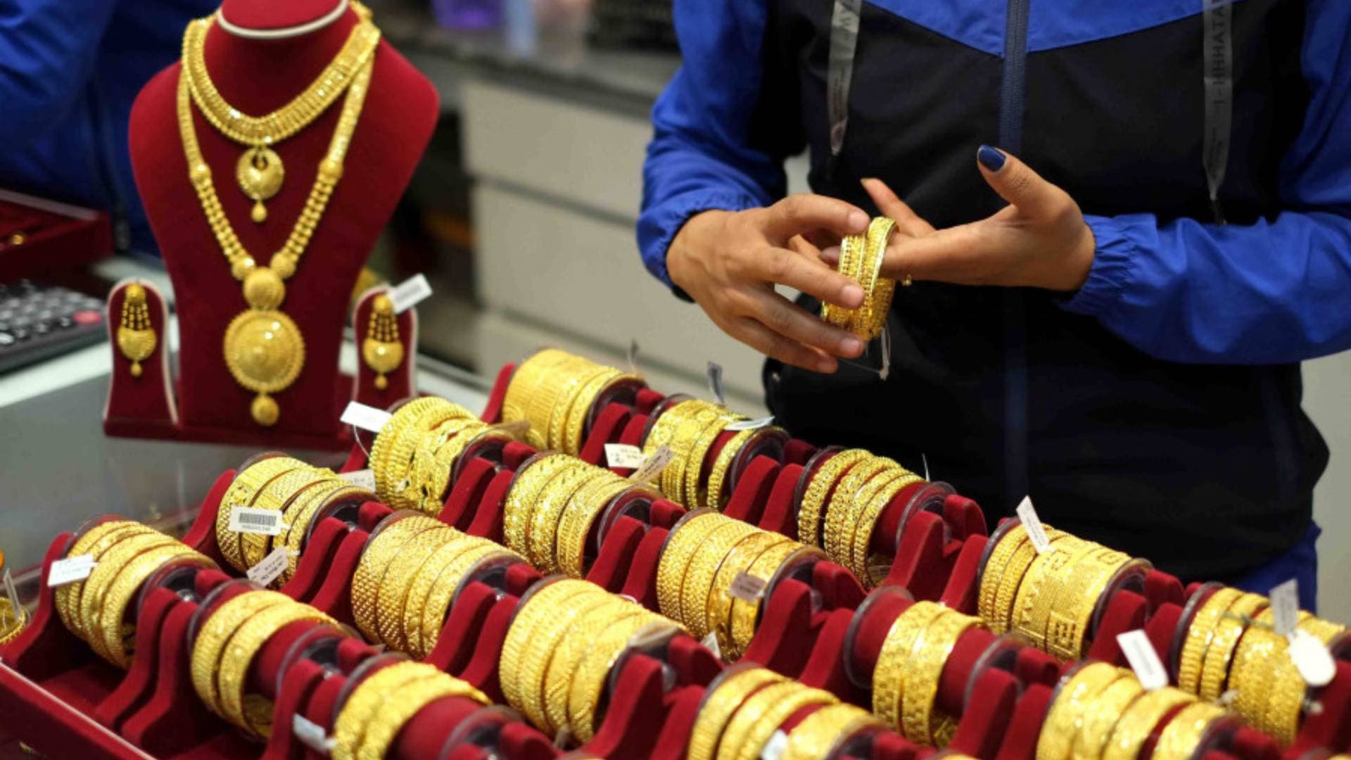 Gold Prices See A Rise By Rs 100