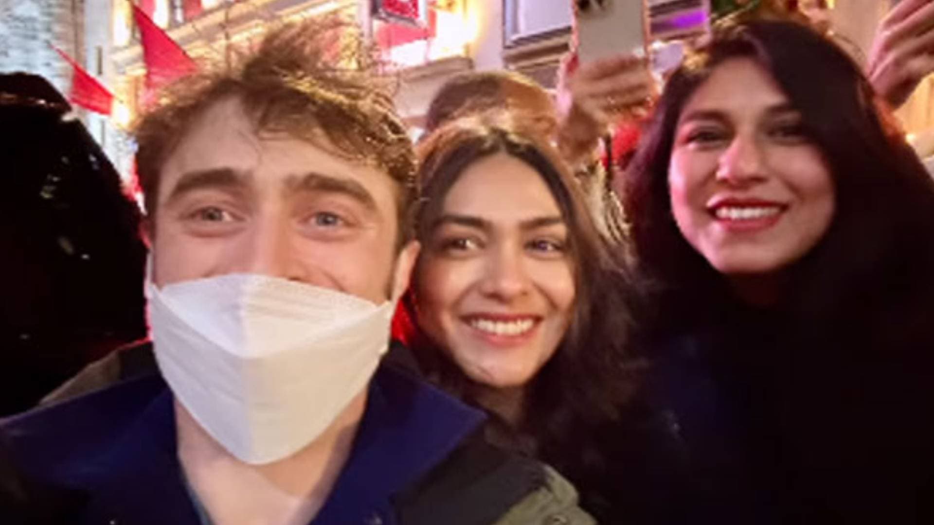 Mrunal Thakur Shares Fan-Girl Moment With 'Harry Potter' Star Daniel Radcliffe
