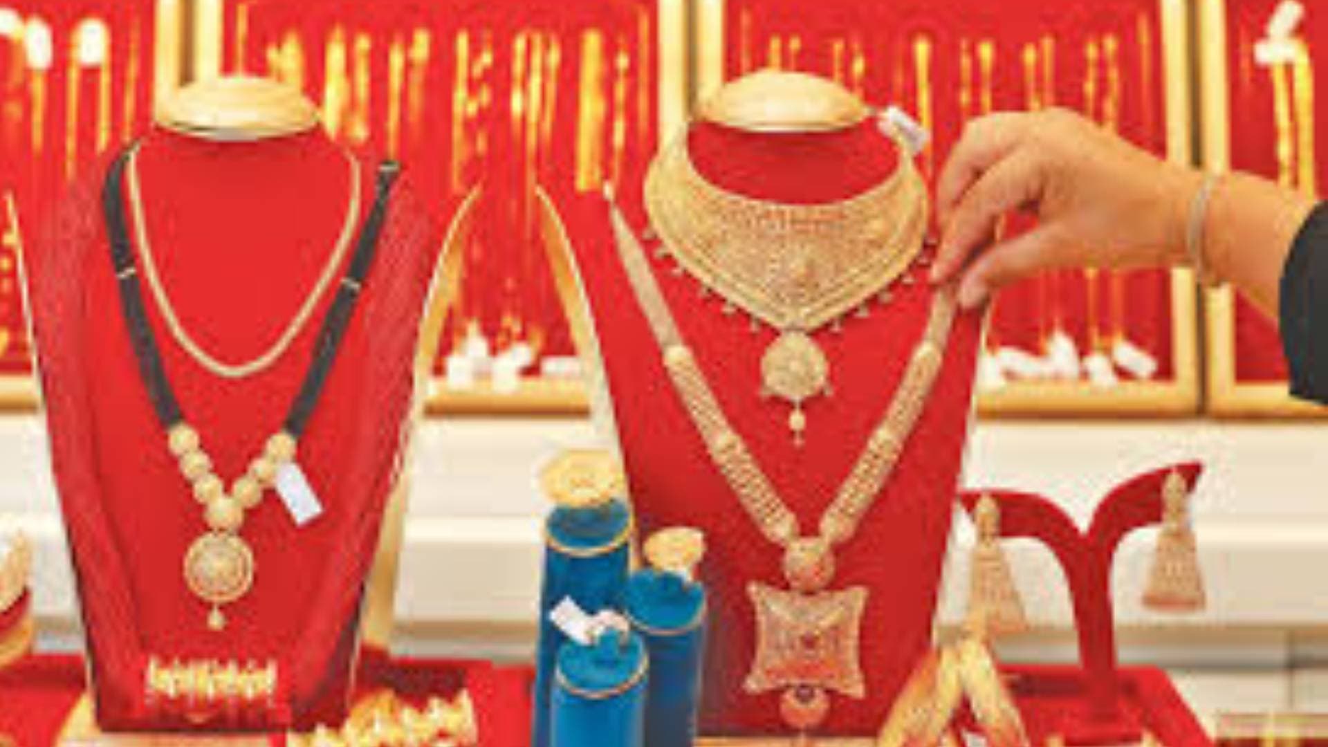 Gold Prices See A Rise For Second Consecutive Day