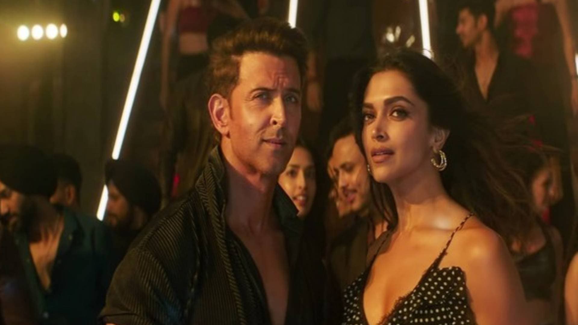 Fighter: Hrithik, Deepika Set The Dance Floor On Fire In 'Sher Khul Gaye' Song