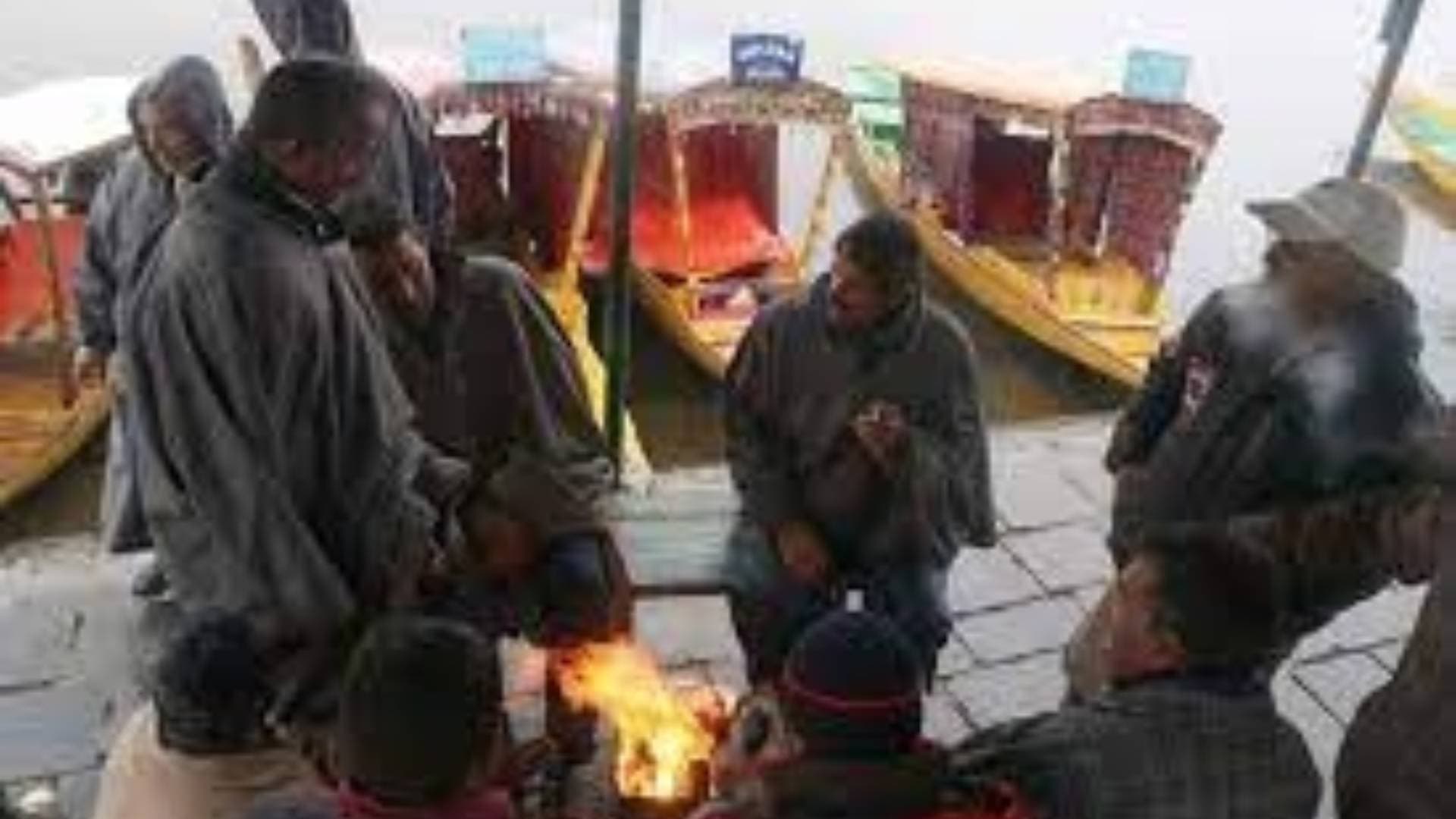 Kashmir In Shiver & Shock Without Snow, Jammu Temperature Improves