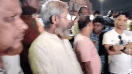 Non-Hindus From Bangladesh Enter Shrimandir! Security In Question
