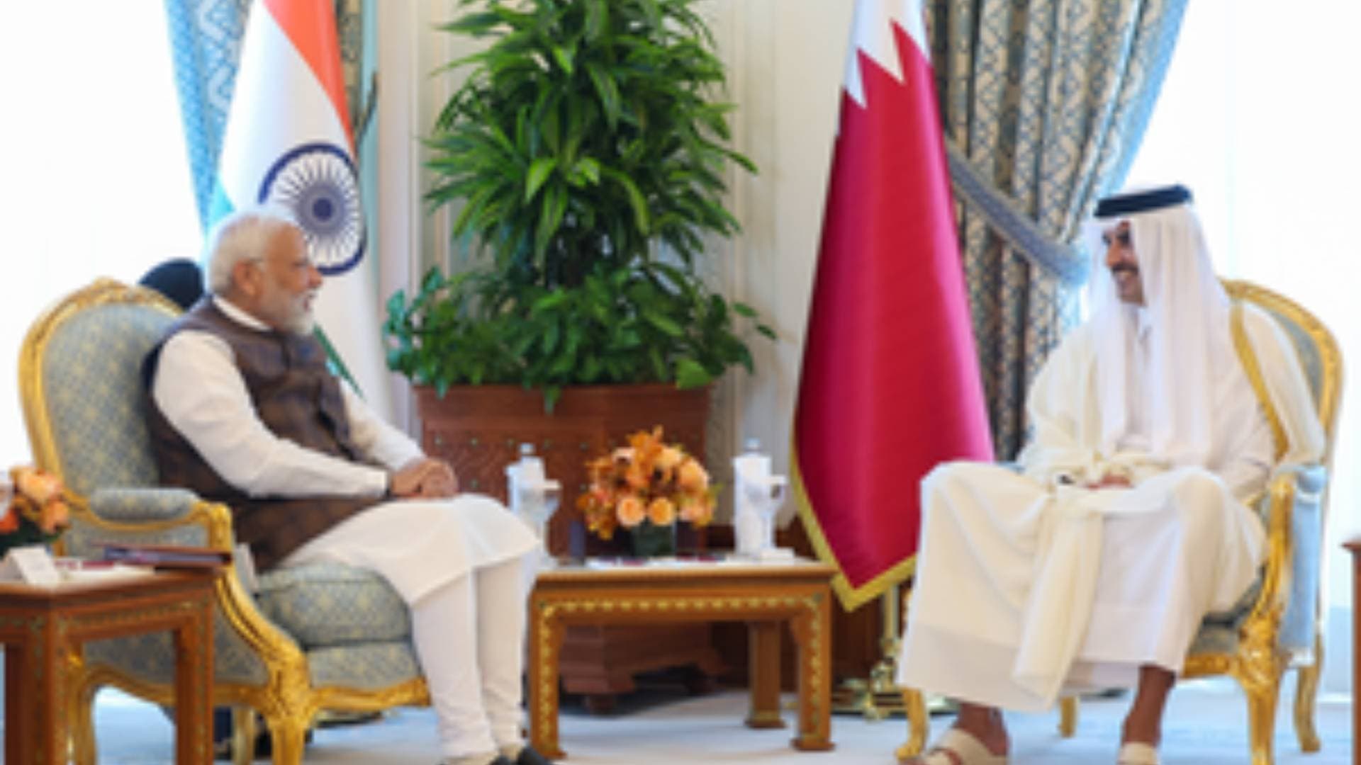 PM Modi Discusses Range Of Issues With Emir Of Qatar In Doha