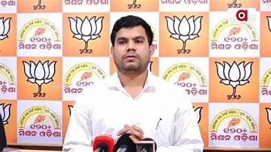 BJP slams Naveen Govt for not implementing PM SHRI, PM USHA in Odisha