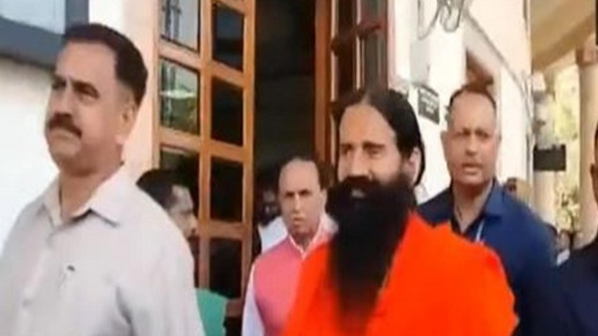 Baba Ramdev, Acharya Balkrishna Appear Before Supreme Court In Misleading Advertisements Case