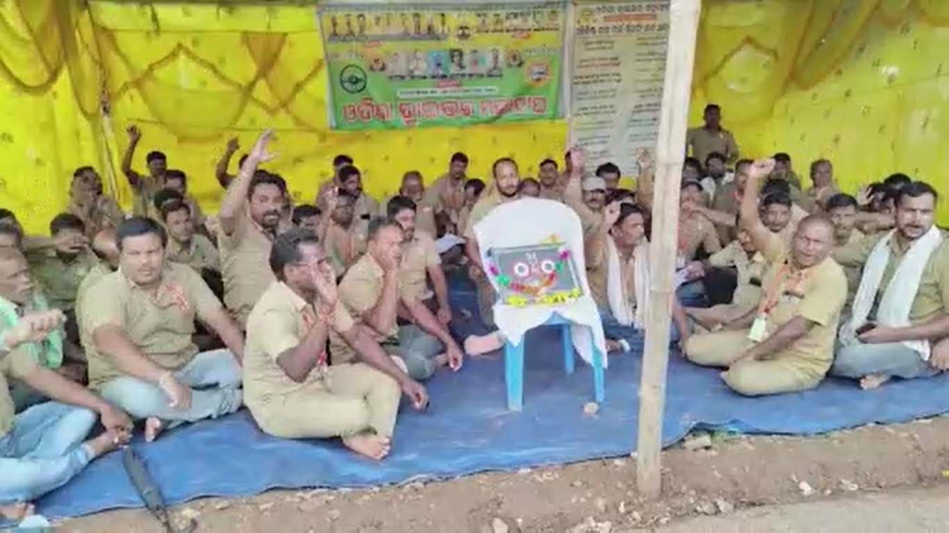 ରାଜ୍ୟରେ ଚତୁର୍ଥ ଦିନରେ ଡ୍ରାଇଭରଙ୍କ ଆନ୍ଦୋଳନ