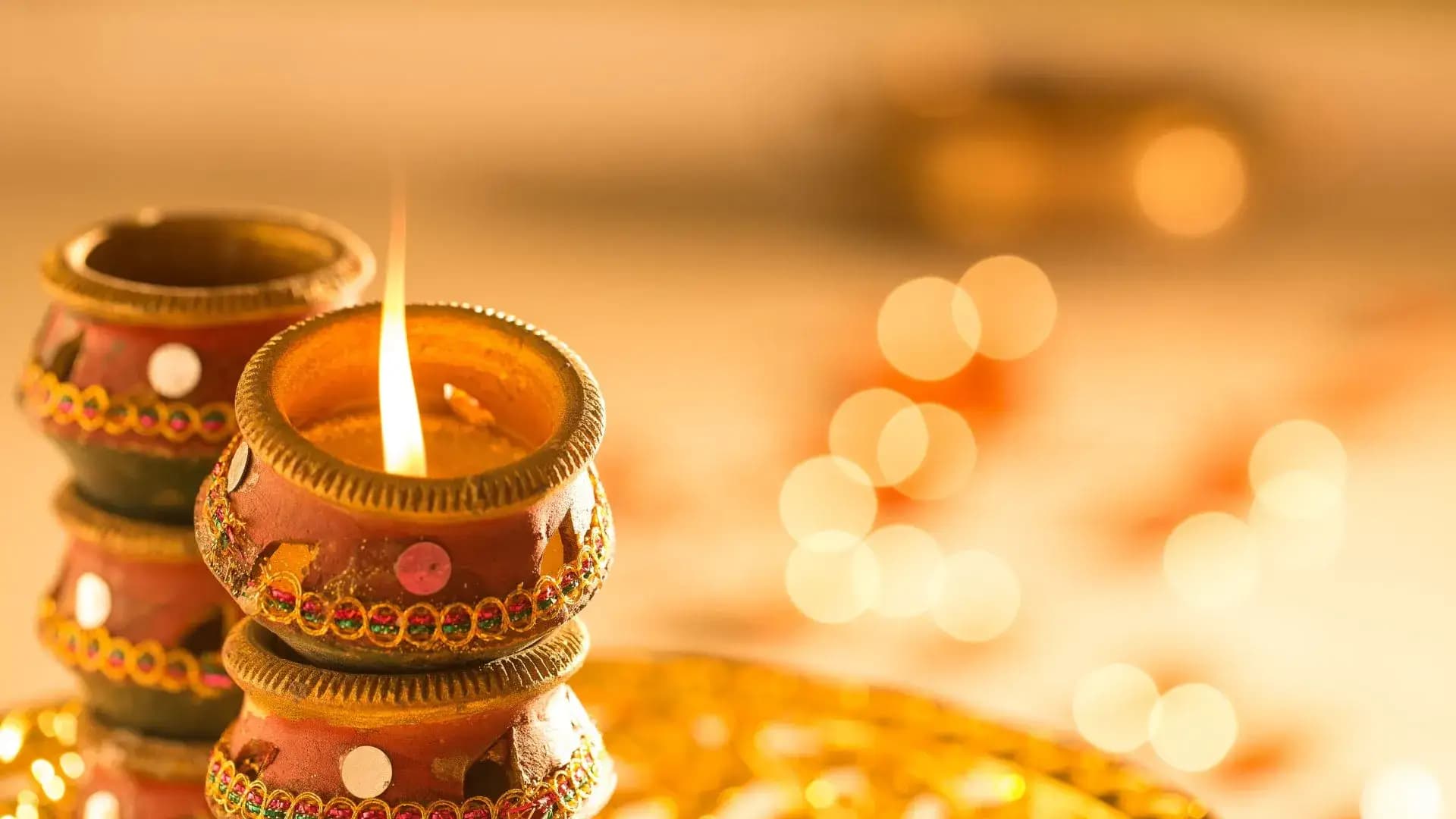 ଛୋଟି ଦିୱାଲିରେ ଫିଟିବ ଭାଗ୍ୟ, ଜାଣନ୍ତୁ କଣ କରିବେ ?