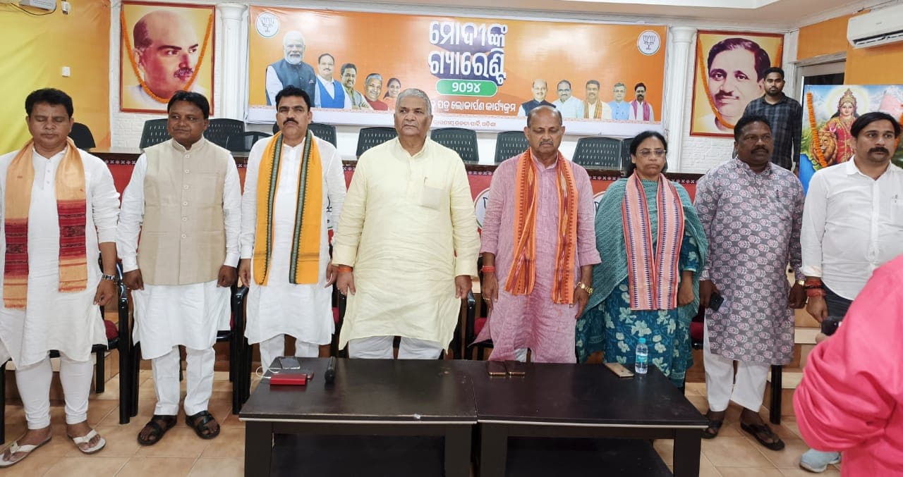 ଇଂରେଜ ଶାସନ, କୁସଂସ୍କାର, ଅନ୍ଧବିଶ୍ୱାସ ଓ କ୍ରୀତଦାସ ପ୍ରଥା ବିରୁଦ୍ଧରେ ଲଢ଼ୁଥିଲେ: ମନମୋହନ ସାମଲ