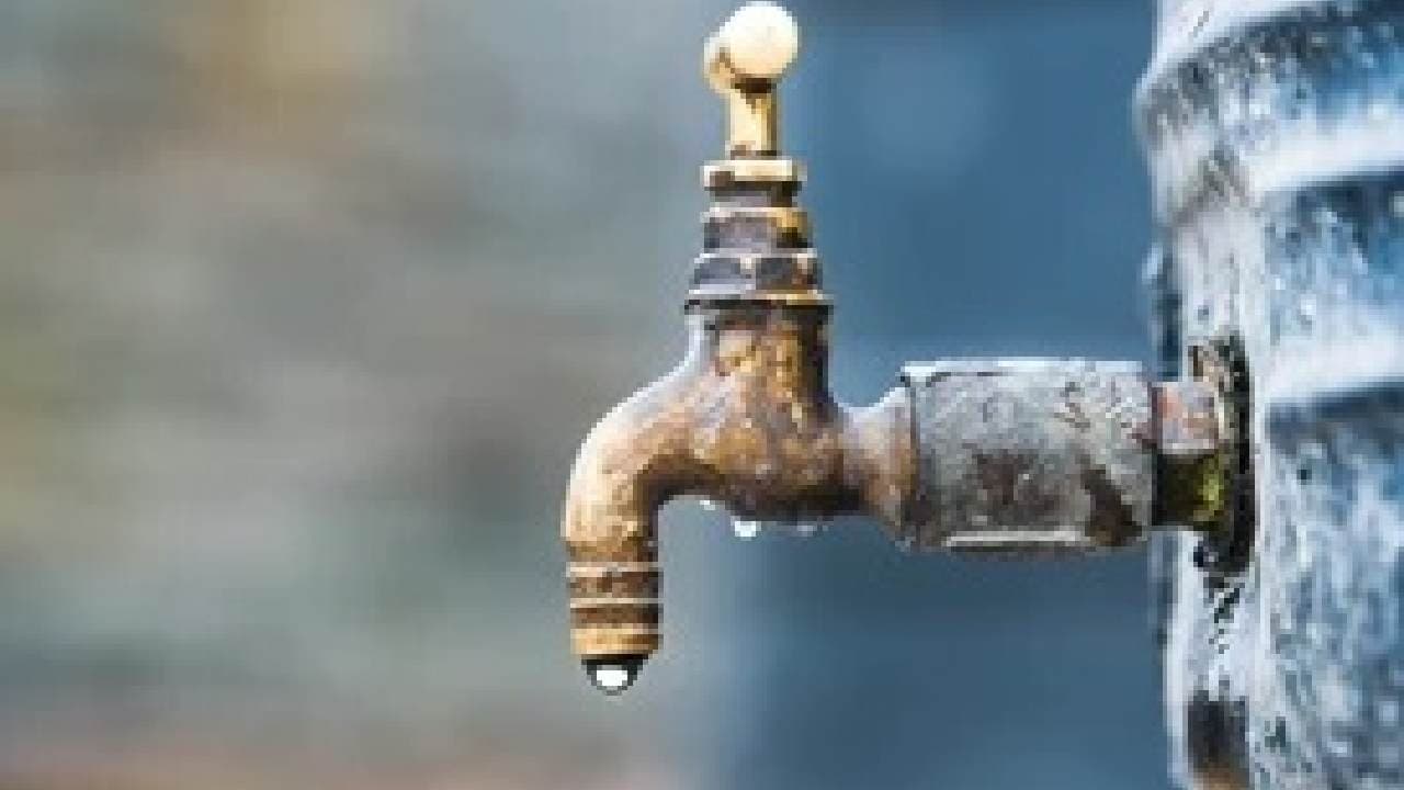 Facing Water Crisis, B’luru Civic Agency Prohibits 'misuse', To Fine Rs 5,000