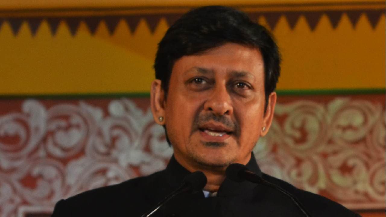 Former MP Siddhant Mohapatra & Padma Shri Damayanti Beshra To Join BJP!