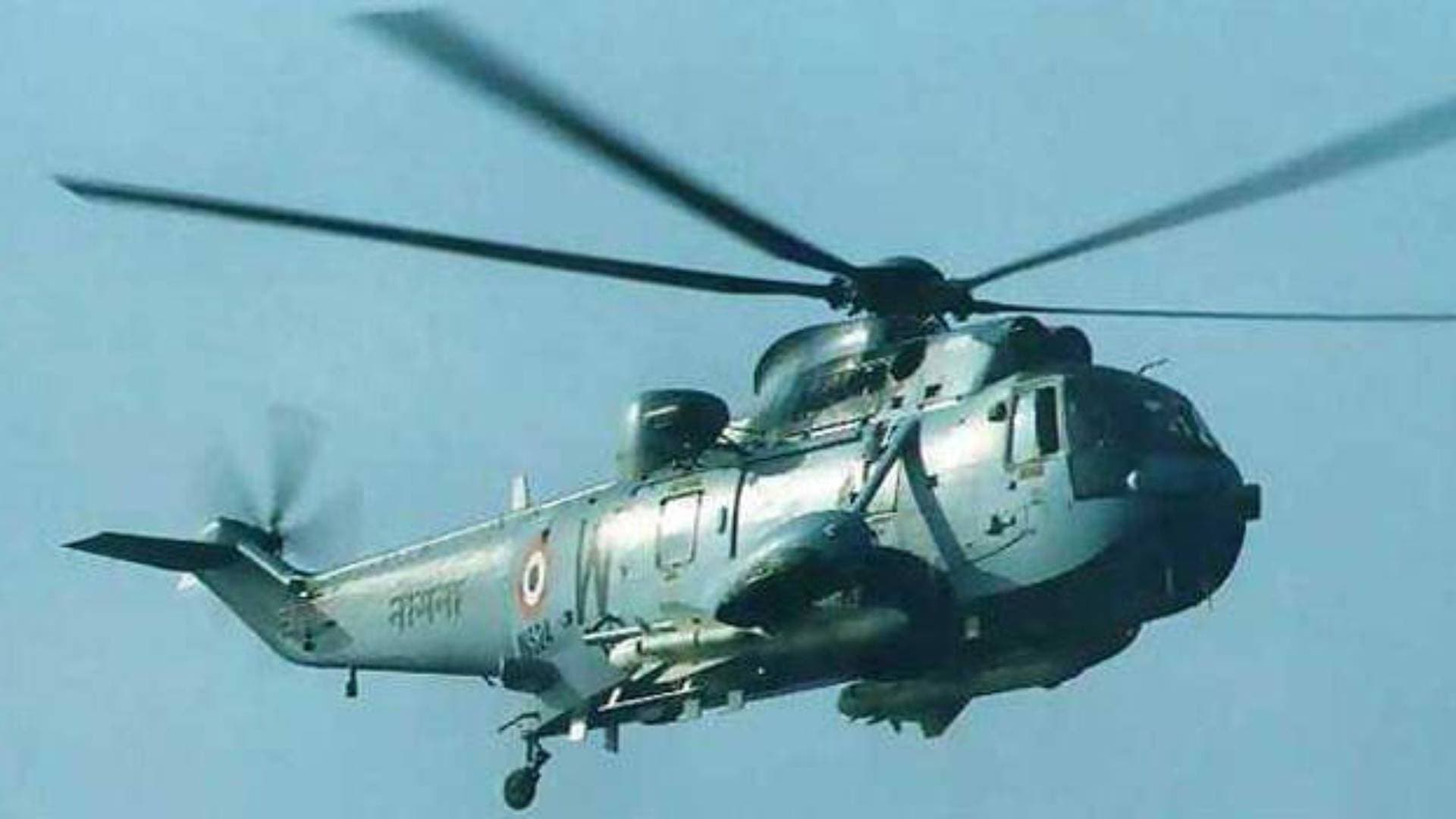 Indian Navy Helicopter Chetak Crashes In Kochi, 2 Injured