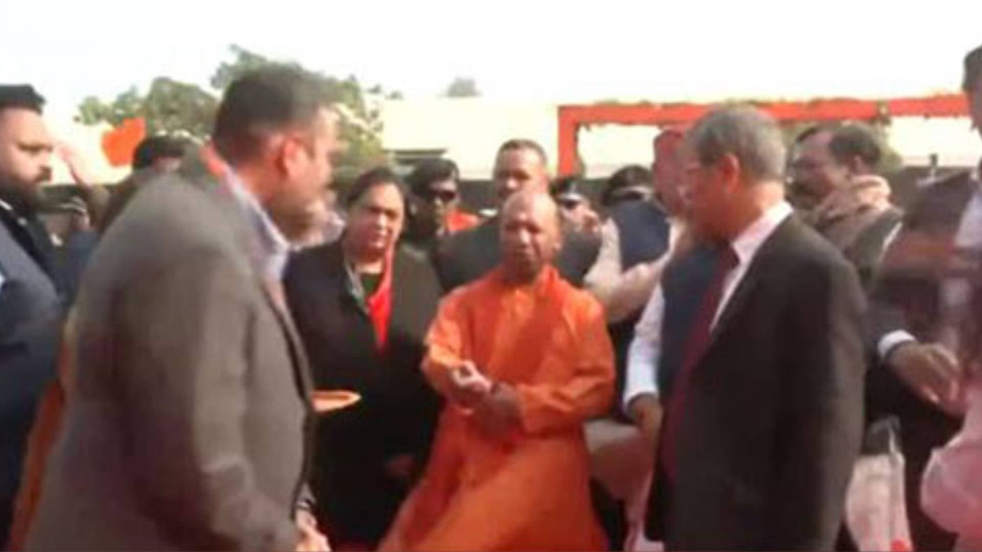 UP: CM Yogi Inuagurates First Intra District Chopper Service In Bateshwar
