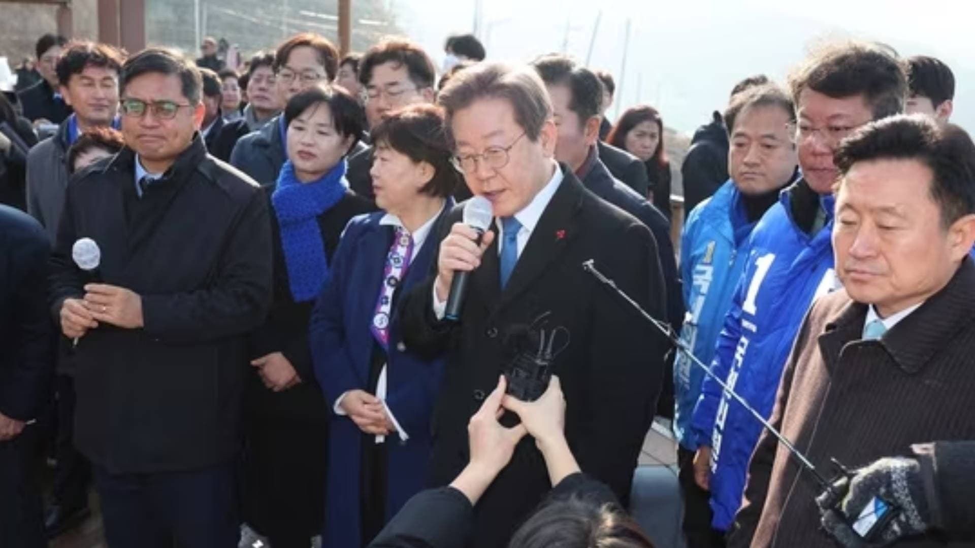 South Korean Opposition Leader Lee Jae-Myung Attacked During Visit To Busan