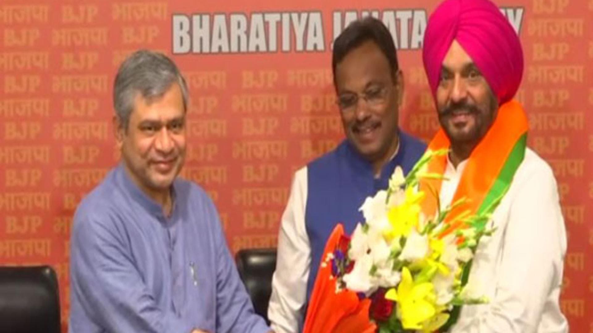 Former Congress Leader Tajinder Singh Bittu Joins BJP