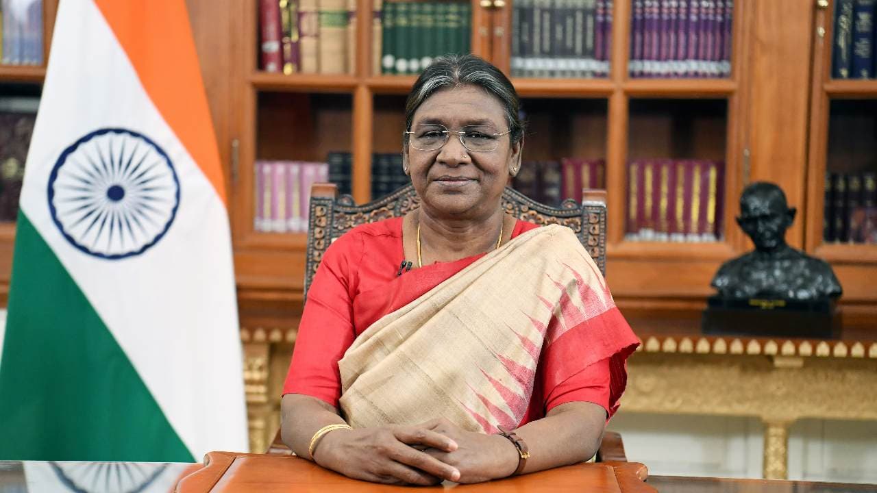 President Murmu Pays Tribute To Santha Kabi Bhima Bhoi At Madhupur