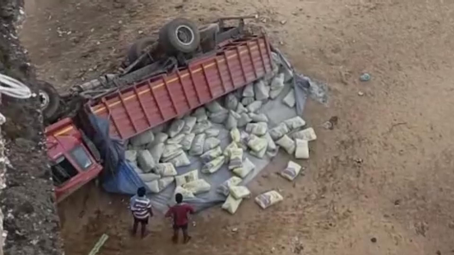 1 Killed, 5 Injured In Truck-Car Collision In Cuttack