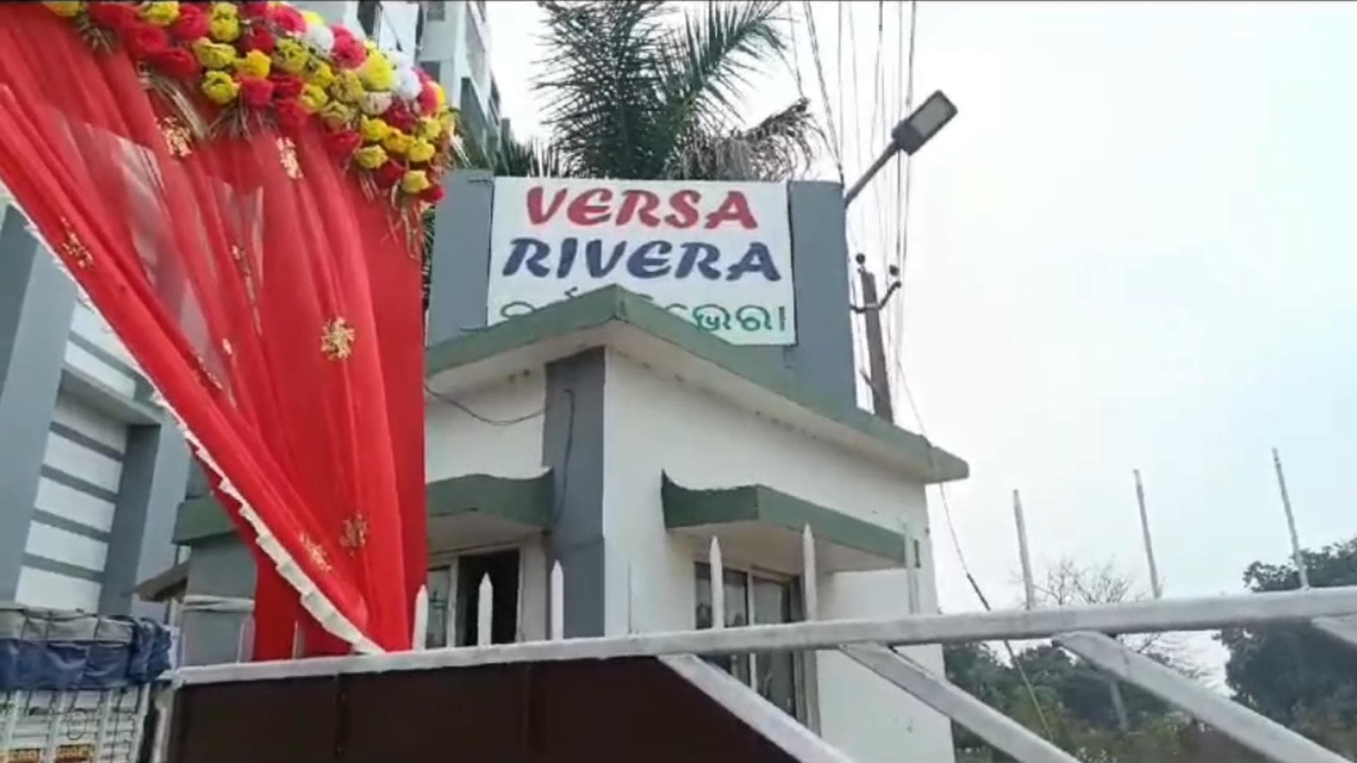 Series Loot At 'Versa Rivera' Apartment In Bhubaneswar