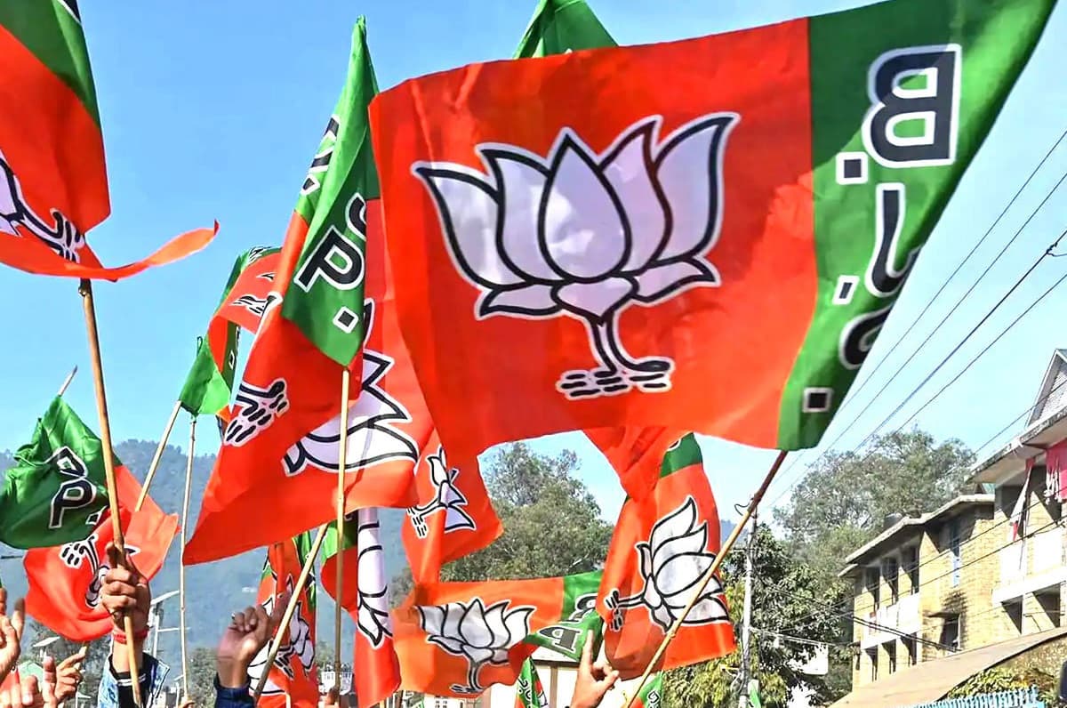 Brokerage firms give BJP a thumping majority, markets 'poised' for a rally Monday