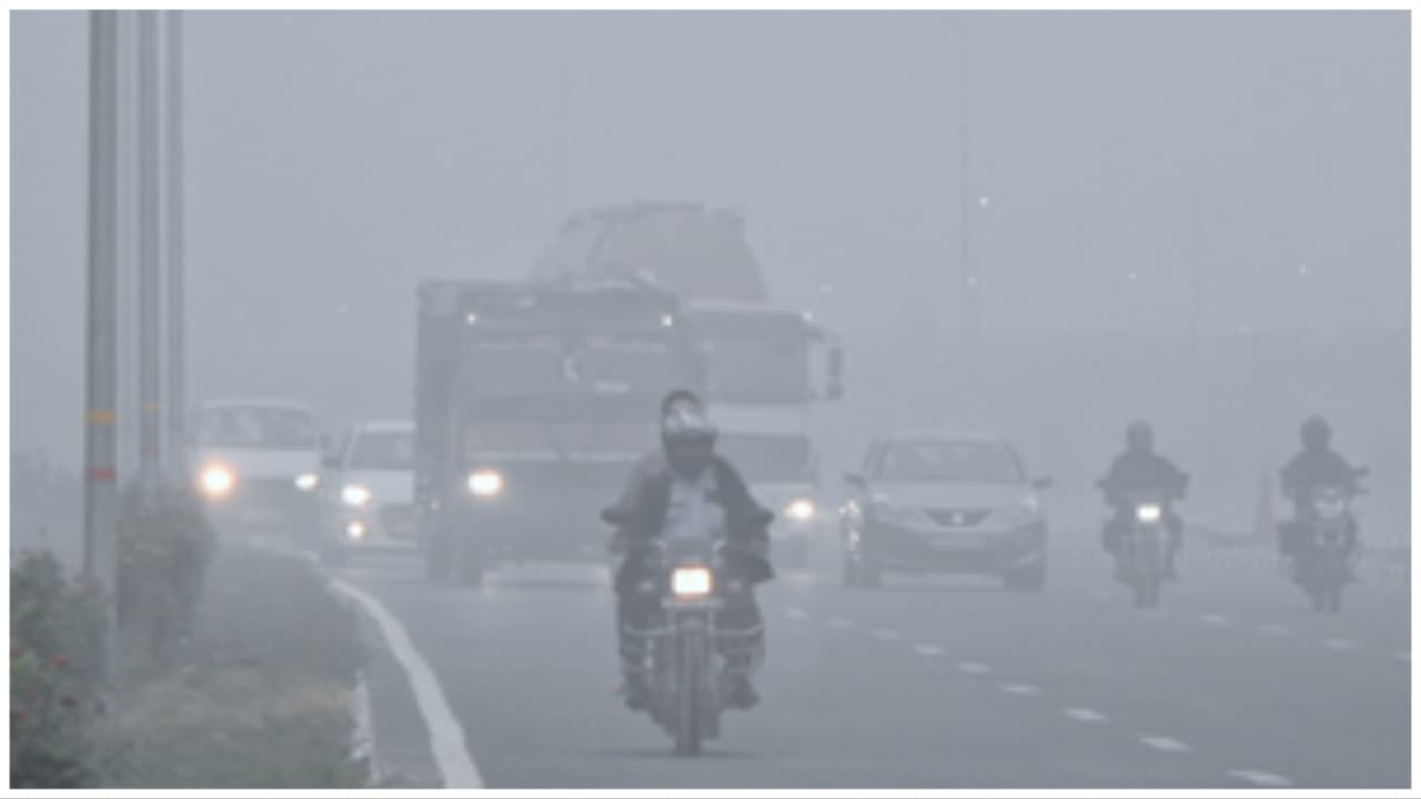 Air pollution reaches near-maximum level possible in Delhi, 100 times WHO's limits