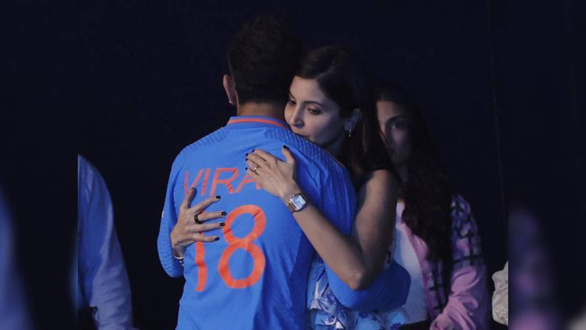 Anushka Sharma Hugs Virat Kohli After Team India's Loss In World Cup 2023 Final