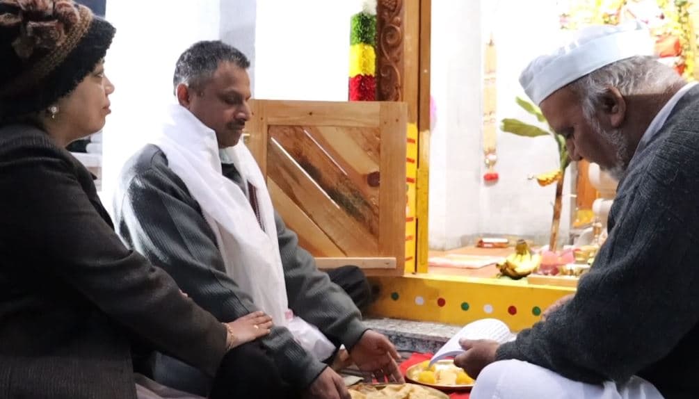 ଦୀର୍ଘ ୭୫ ବର୍ଷ ପରେ ଜମ୍ମୁ କାଶ୍ମୀରରେ ଶାରଦା ମନ୍ଦିରରେ ଦୀପାବଳି ପୂଜା